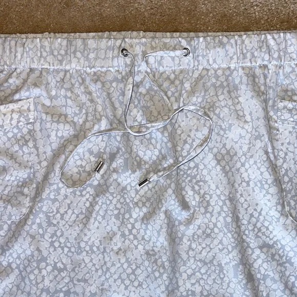 Calvin Klein Skirt, Women’s Plus Size, Size 1X -2X - Picture 3 of 10